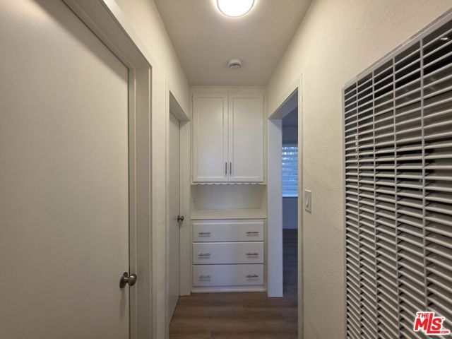 1280 West Boulevard 1282B, Los Angeles, CA 90019