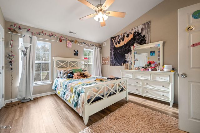 2806 Wyntercrest Lane, Durham, NC 27713