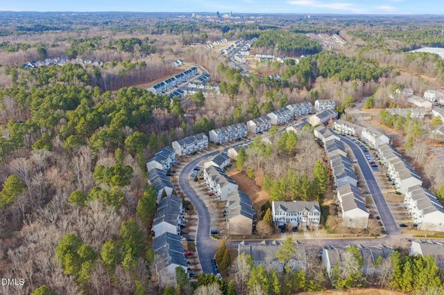 2806 Wyntercrest Lane, Durham, NC 27713