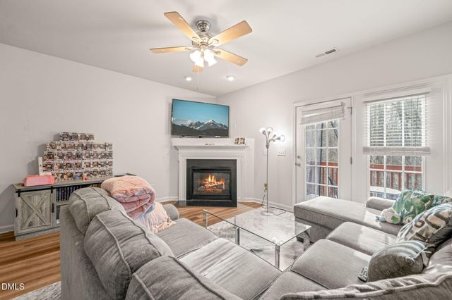 2806 Wyntercrest Lane, Durham, NC 27713