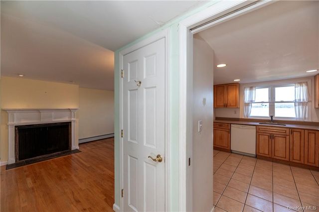 7 Van Houten Street, Nyack, NY 10960