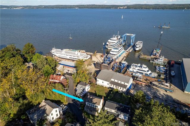 7 Van Houten Street, Nyack, NY 10960