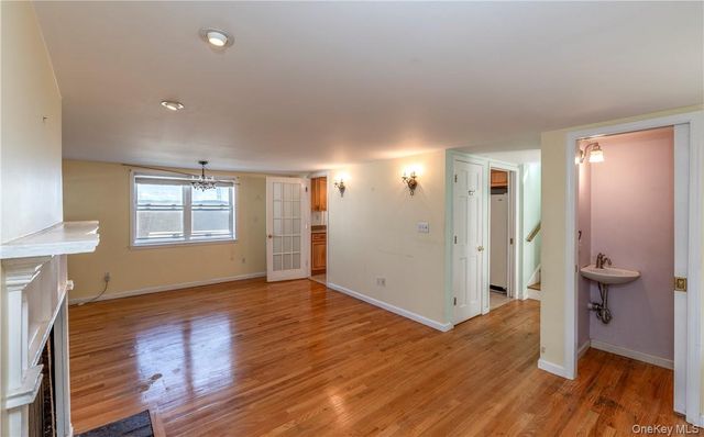 7 Van Houten Street, Nyack, NY 10960