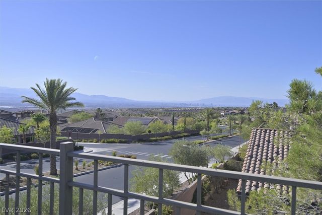 2380 Luberon Drive, Henderson, NV 89044