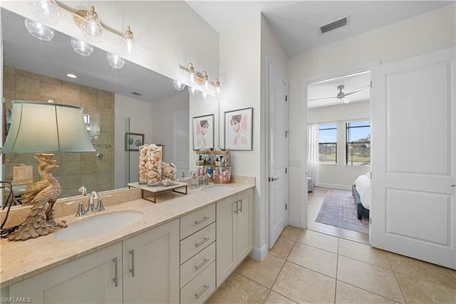 4743 Abaca CIR, Naples, FL 34119