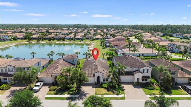 4743 Abaca CIR, Naples, FL 34119