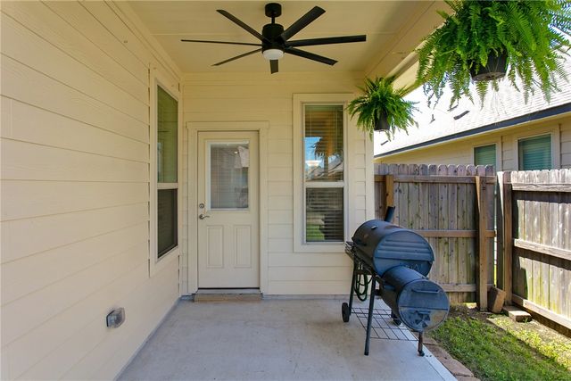 817 Mineral Wells Lane, College Station, TX 77845