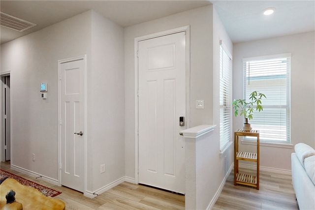 817 Mineral Wells Lane, College Station, TX 77845