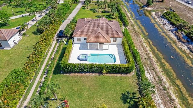 6341 Green BLVD, Naples, FL 34116