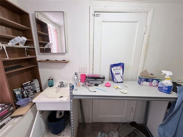 931 SW 33rd Street, Oklahoma City, OK 73109