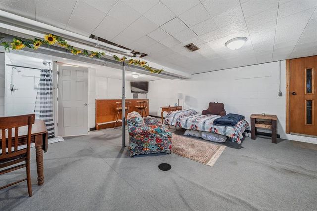 111 E McKinley Avenue, Fall Creek, WI 54742