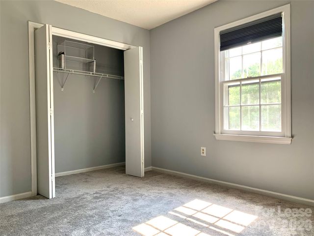 5323 Caradon Drive, Charlotte, NC 28227