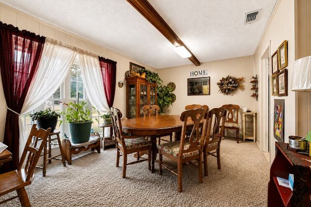 1022 Robin Road, Oak Ridge, TX 75161