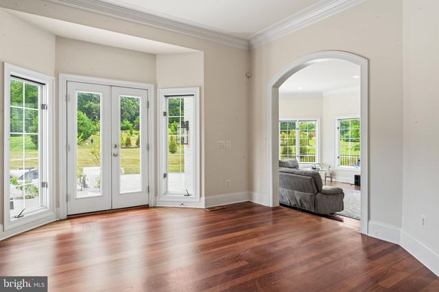 40163 BEACON HILL DR, Leesburg, VA 20176