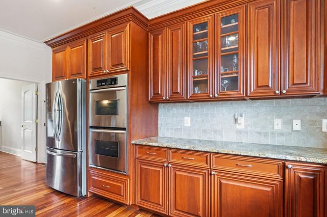 40163 BEACON HILL DR, Leesburg, VA 20176