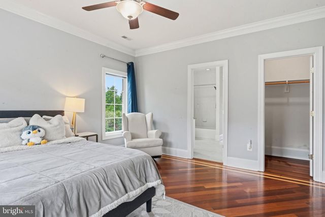 40163 BEACON HILL DR, Leesburg, VA 20176