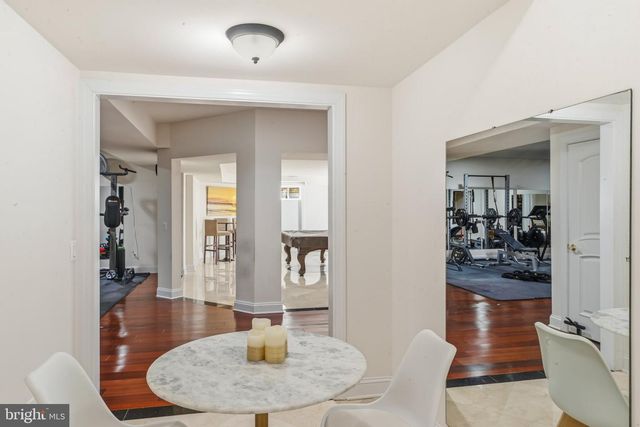 40163 BEACON HILL DR, Leesburg, VA 20176