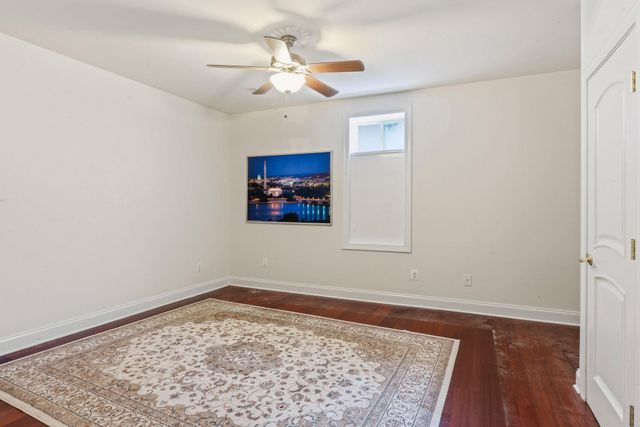 40163 BEACON HILL DR, Leesburg, VA 20176