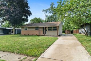 260 E Clearview Avenue, Worthington, OH 43085