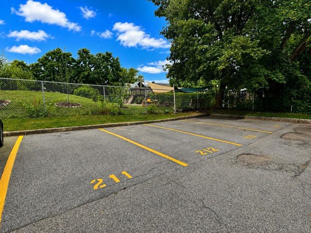 47 S Williams St Apt 211, Burlington, VT 05401