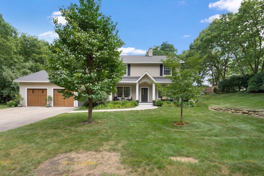 3455 Montgomerie Avenue, Wayzata, MN 55391 — exterior