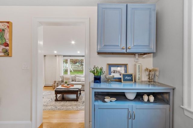 152 Oak Street, Reading, MA 01867