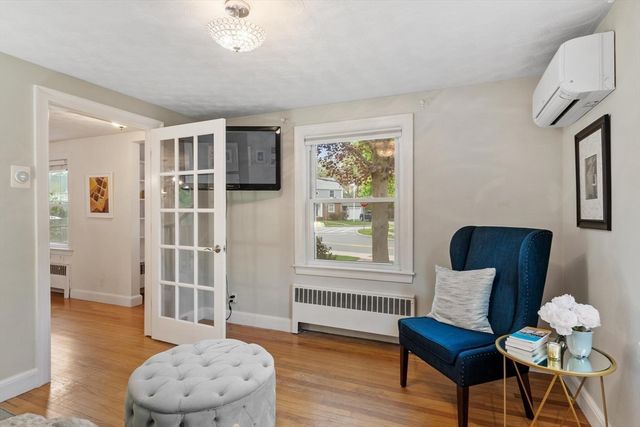 152 Oak Street, Reading, MA 01867