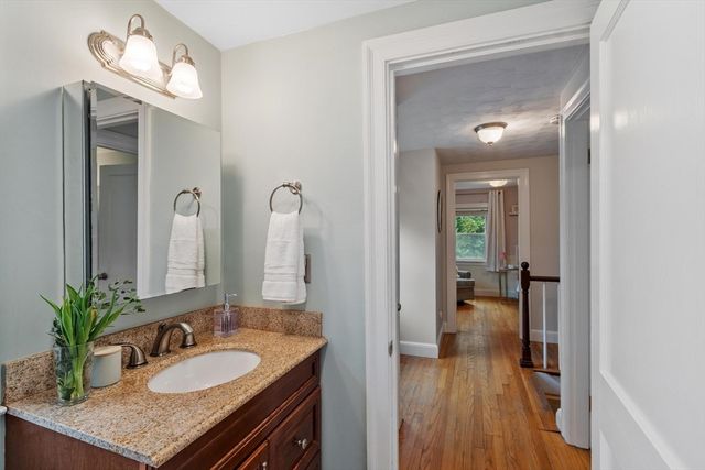 152 Oak Street, Reading, MA 01867