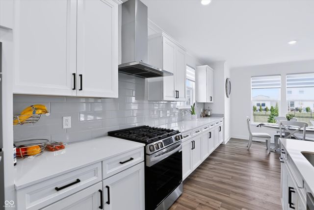 15352 Manderley Street, Fishers, IN 46040