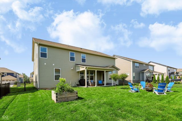15352 Manderley Street, Fishers, IN 46040