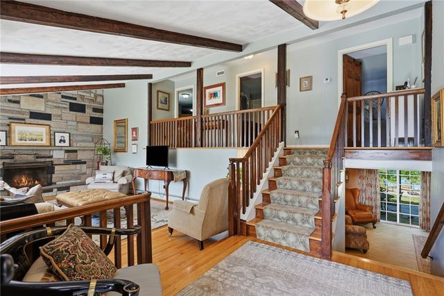 11 Rosewood Drive, North Providence, RI 02904