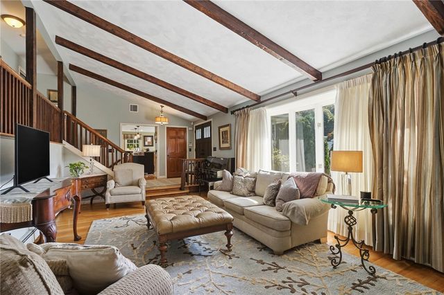 11 Rosewood Drive, North Providence, RI 02904