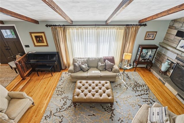 11 Rosewood Drive, North Providence, RI 02904