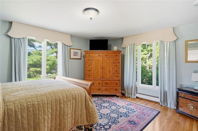 11 Rosewood Drive, North Providence, RI 02904