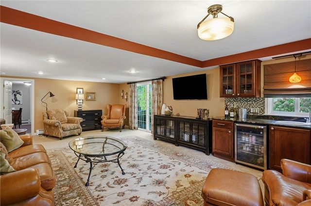 11 Rosewood Drive, North Providence, RI 02904