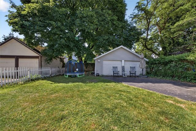 221 Westchester Avenue, Irondequoit, NY 14609
