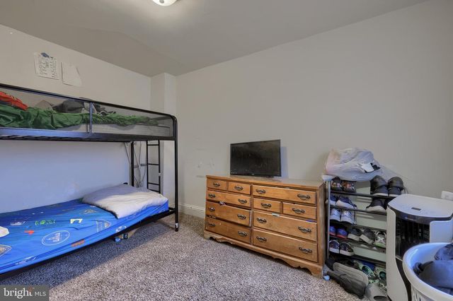 670 HEBRANK ST, Lancaster, PA 17603