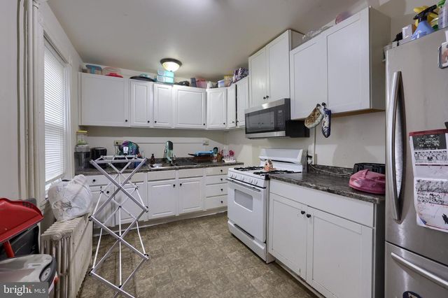 670 HEBRANK ST, Lancaster, PA 17603