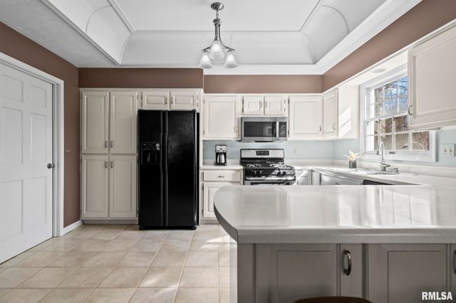 3400 Briana Drive, Springfield, IL 62711