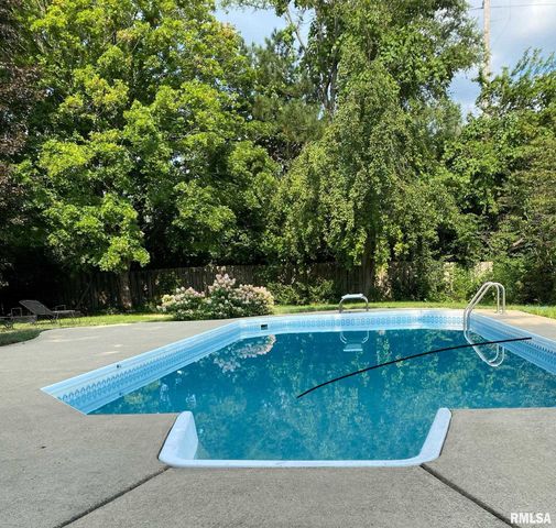 3400 Briana Drive, Springfield, IL 62711