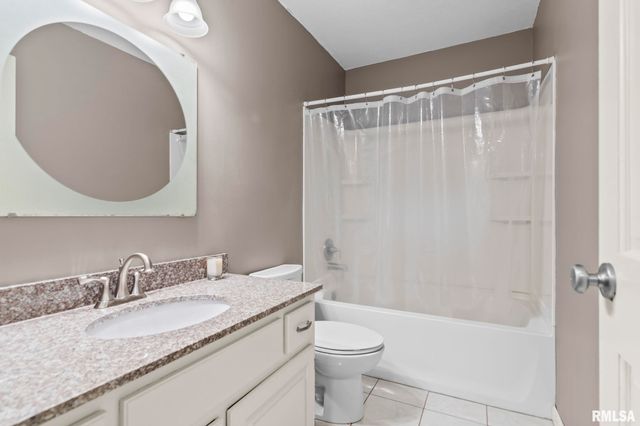 3400 Briana Drive, Springfield, IL 62711