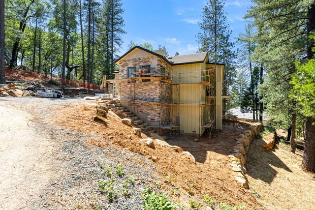 15055 Grand Knoll Dr, Meadow Vista, CA 95722