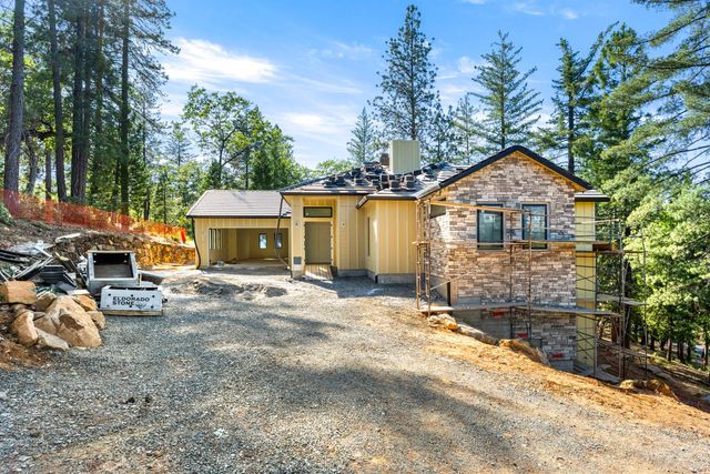 15055 Grand Knoll Dr, Meadow Vista, CA 95722
