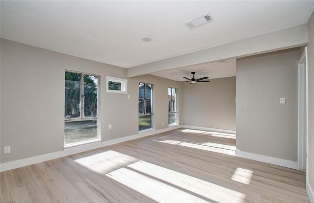 7918 Bayside Drive, Beach City, TX 77523