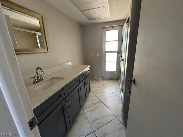 214 SE 7th ST, Cape Coral, FL 33990