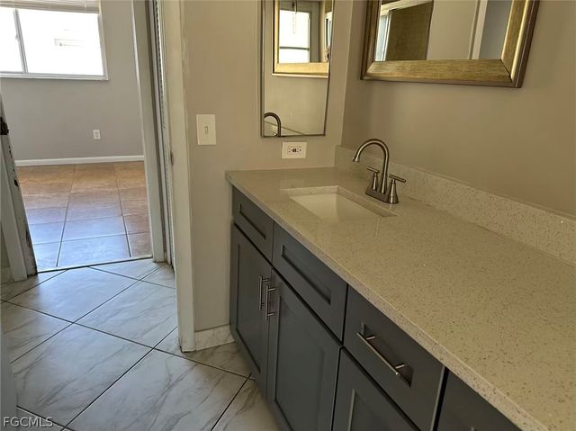 214 SE 7th ST, Cape Coral, FL 33990