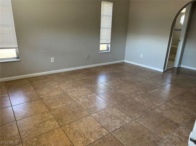 214 SE 7th ST, Cape Coral, FL 33990