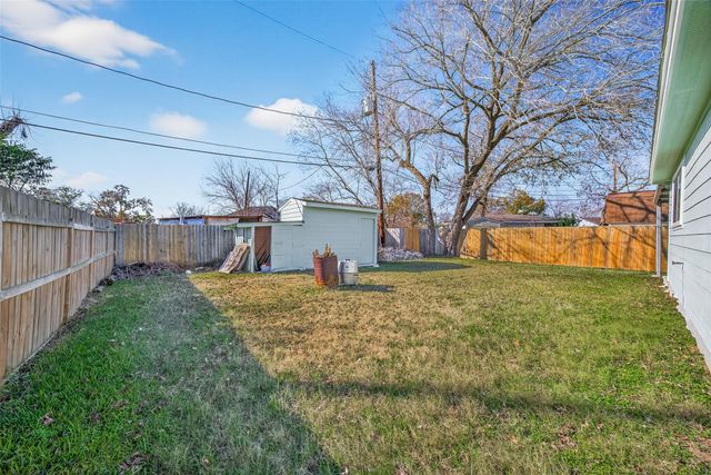 606 Alastair Drive, Pasadena, TX 77506