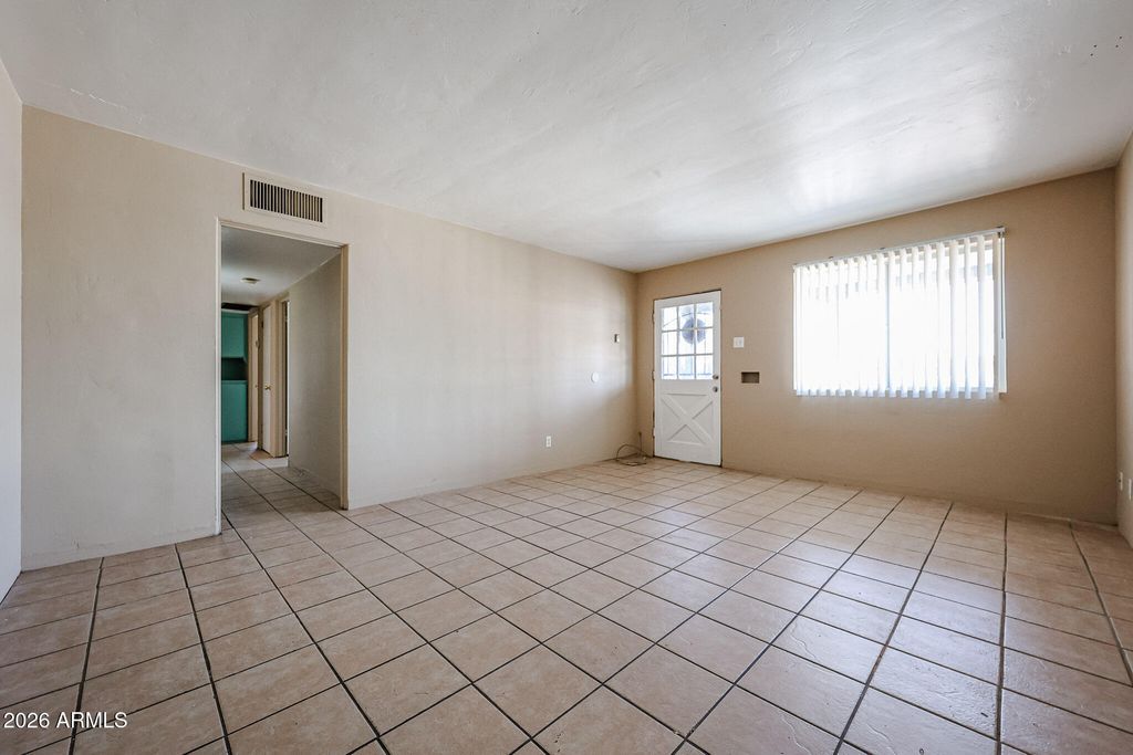 1933 W Mitchell Drive, Phoenix, AZ 85015 — photo 3