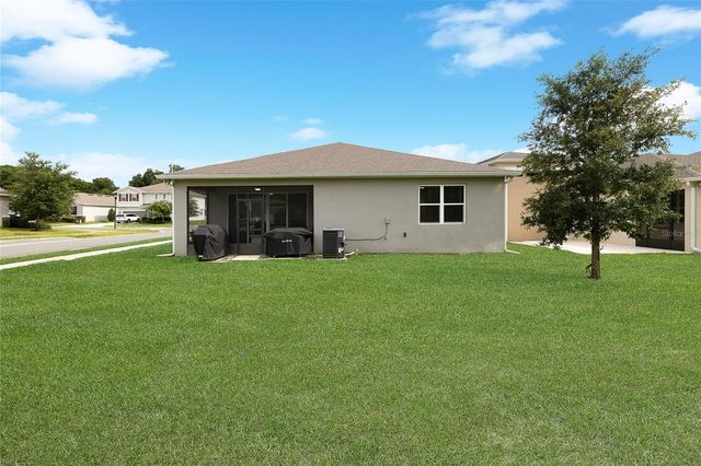 1060 RIVER OTTER WAY, Deland, FL 32720